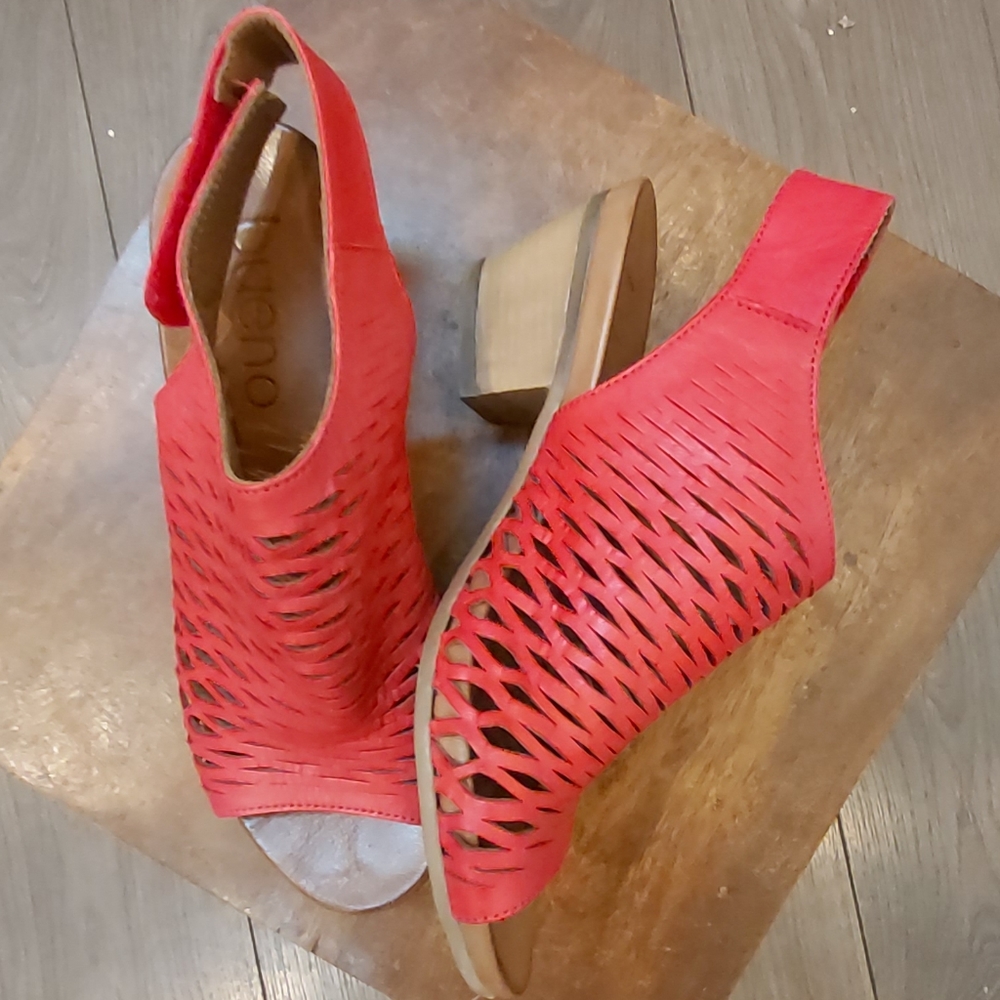 Bueno Lacey peeptoe heeled sandals